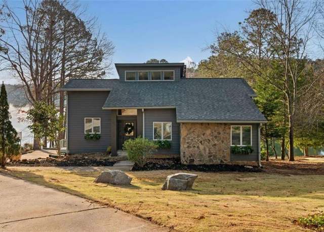 Property at 1190 Plantation Dr, Villa Rica, GA 30180, 3 beds, 2 baths