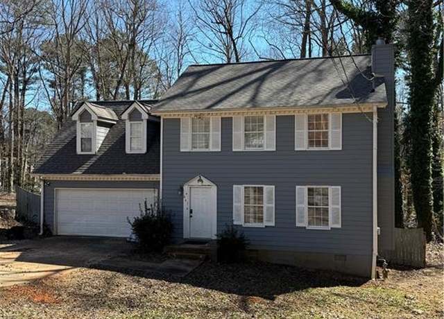 Property at 641 Spring Forest Dr, Lawrenceville, GA 30043, 3 beds, 2.5 baths