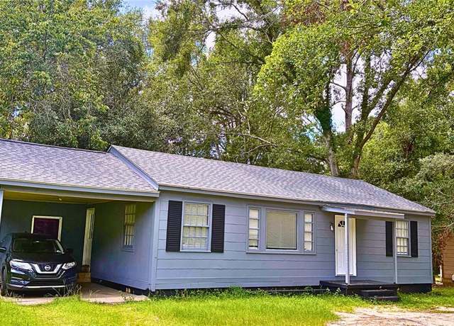 Property at 2406 Oxford Dr, Valdosta, GA 31602, 3 beds, 1 bath
