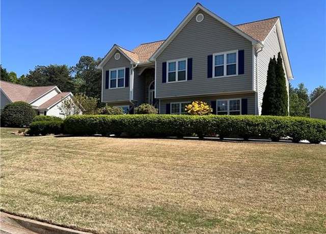 Property at 6241 Saturn Dr, Flowery Branch, GA 30542, 3 beds, 3 baths