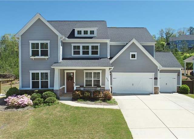 Property at 1318 Crestwind Rd NW, Kennesaw, GA 30152, 5 beds, 3 baths