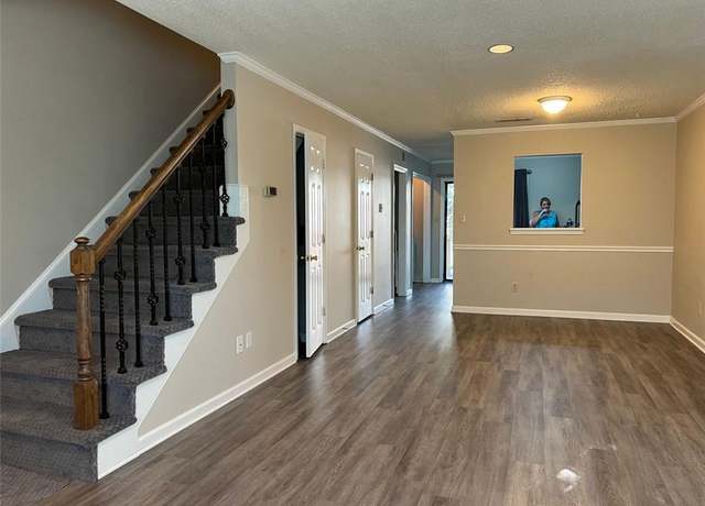Property at 550 Dearing St #30, Athens, GA 30606, 2 beds, 2.5 baths