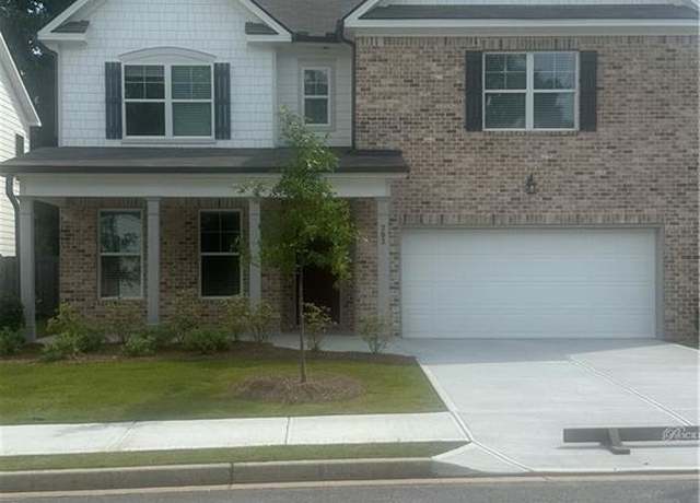 Property at 793 River Gardens Dr, Atlanta, GA 30354, 4 beds, 2.5 baths