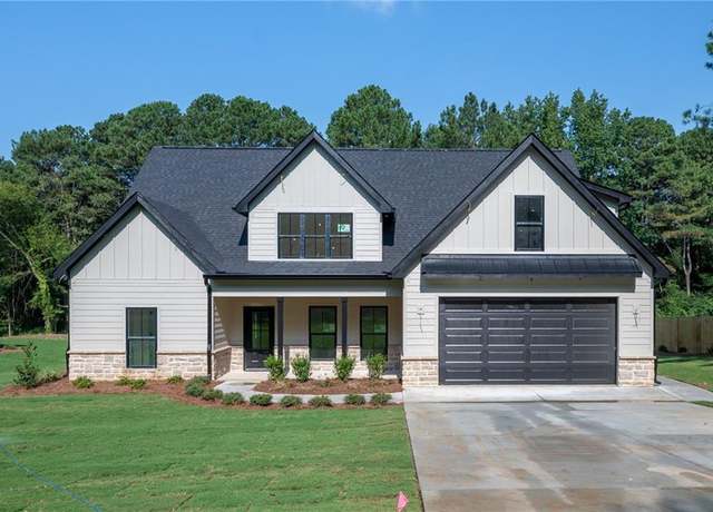 Property at 140 Cambridge Ct, Calhoun, GA 30701, 3 beds, 2.5 baths