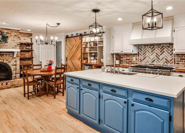 Property at 2244 Deer Ridge Dr, Tucker, GA 30087, 5 beds, 3.5 baths