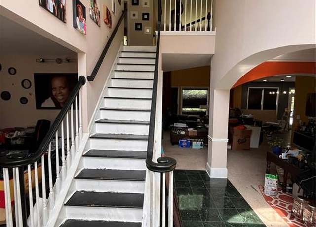 Property at 199 Scenic View Ln, Stone Mountain, GA 30087, 5 beds, 5 baths