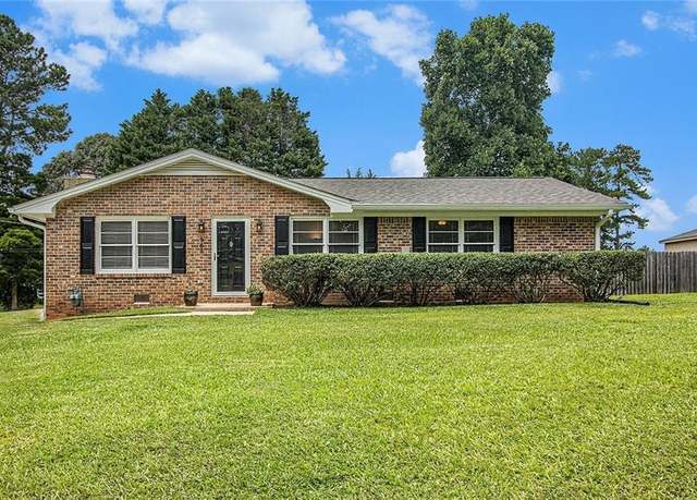 Property at 664 Old Tucker Rd, Stone Mountain, GA 30087, 3 beds, 2 baths