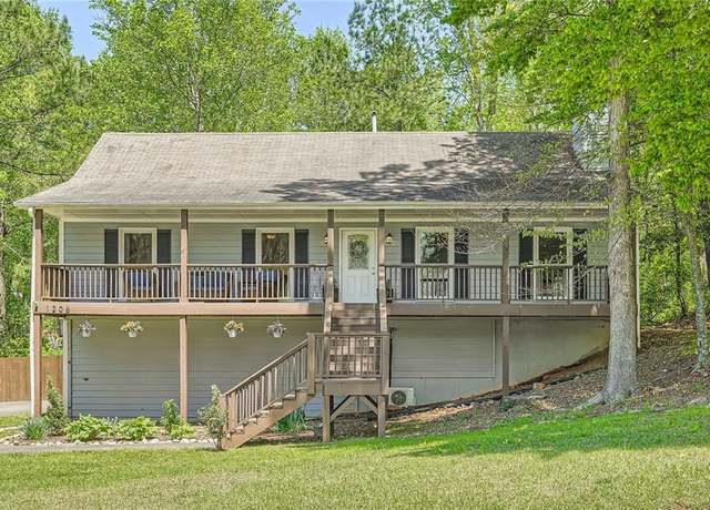 Property at 1206 Parkwood Chase, Acworth, GA 30102, 4 beds, 3 baths