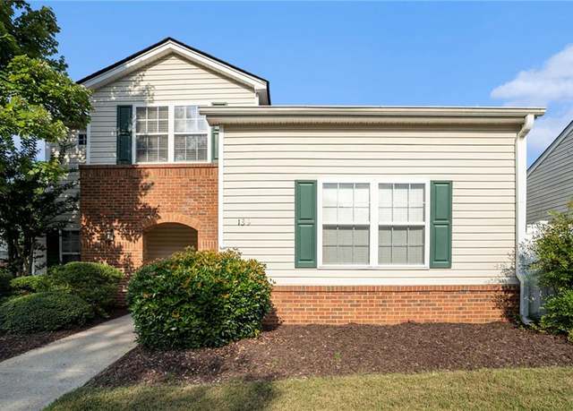 Property at 139 W Oaks Pl, Woodstock, GA 30188, 3 beds, 2.5 baths