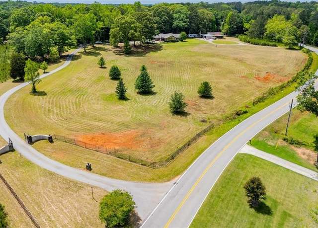 Property at 1050 Denton Rd, Douglasville, GA 30134, 4 beds, 3 baths