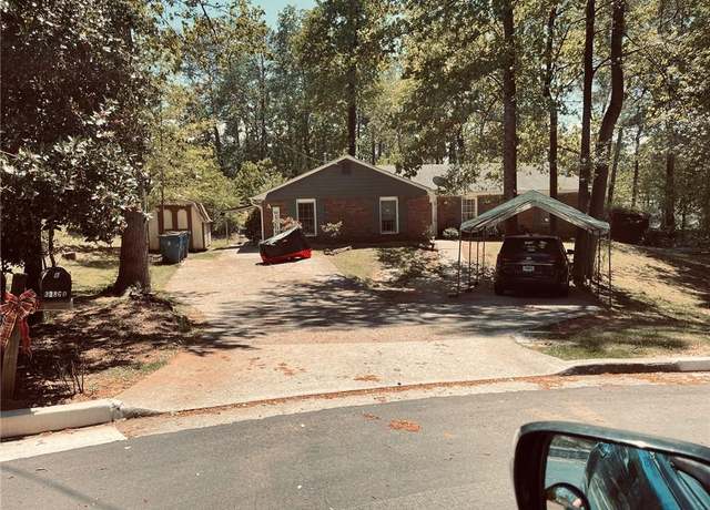Property at 3286 Delma Ct, Duluth, GA 30096, 4 beds, 2 baths