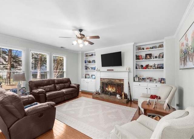 Property at 100 Inspiration Ln, Dallas, GA 30157, 4 beds, 3 baths