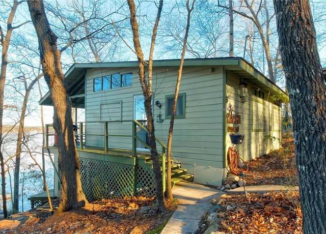 Property at 5 Yachting Way, Acworth, GA 30102, 3 beds, 1 bath