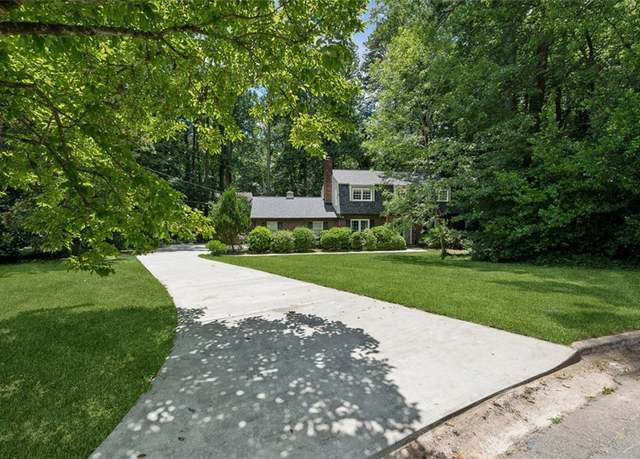 Property at 3675 Toxaway Ct, Chamblee, GA 30341, 4 beds, 2.5 baths