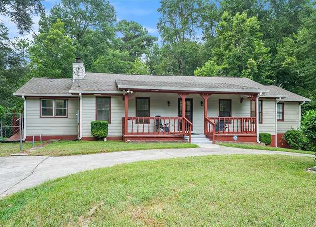 Property at 2721 Westminister Ln NW, Conyers, GA 30012, 3 beds, 2 baths