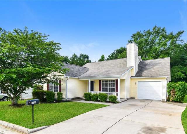 Property at 4895 Ozment Ridge Ct, Lithonia, GA 30038, 3 beds, 2 baths