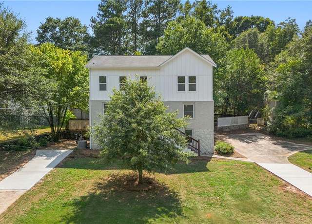 Property at 1583 Columbia Cir, Decatur, GA 30032, 5 beds, 3 baths