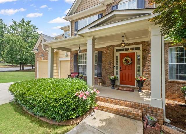 Property at 6597 River Island Dr, Buford, GA 30518, 5 beds, 3.5 baths
