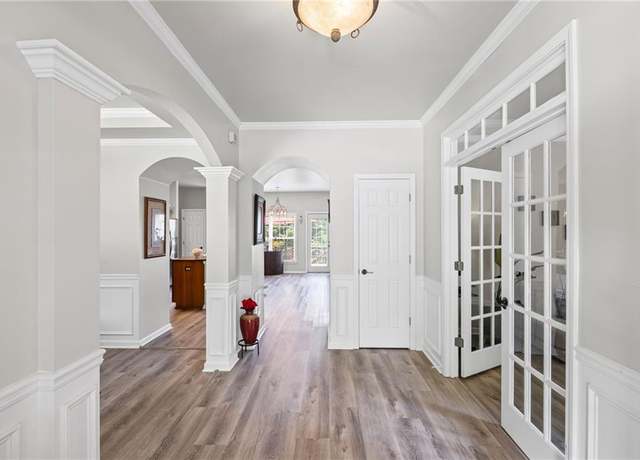 Property at 6597 River Island Dr, Buford, GA 30518, 5 beds, 3.5 baths