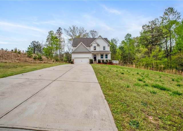 Property at 6219 Trojan Dr, Gainesville, GA 30506, 5 beds, 3.5 baths