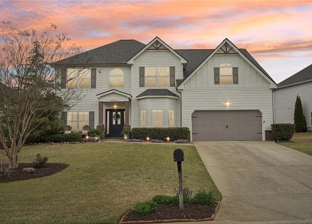 Property at 6060 Country Lake Rd, Cumming, GA 30041, 5 beds, 3 baths