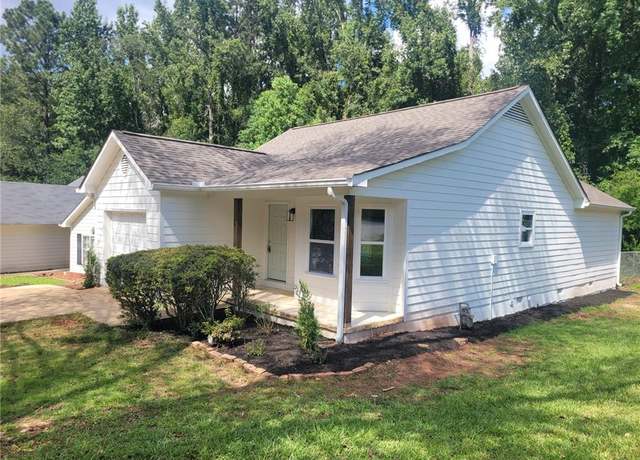 Property at 122 Sapphire CT Ct, Athens, GA 30605, 2 beds, 2 baths