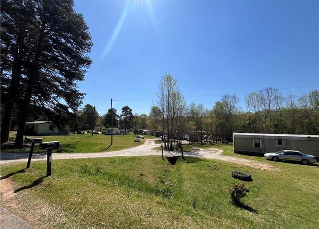 Property at 474 Whitney Rd, Jefferson, GA 30549, 24 beds, 15 baths