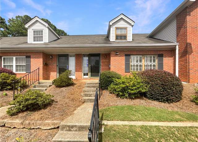 Property at 3266 Henderson Mill Rd Unit C, Atlanta, GA 30341, 2 beds, 2 baths