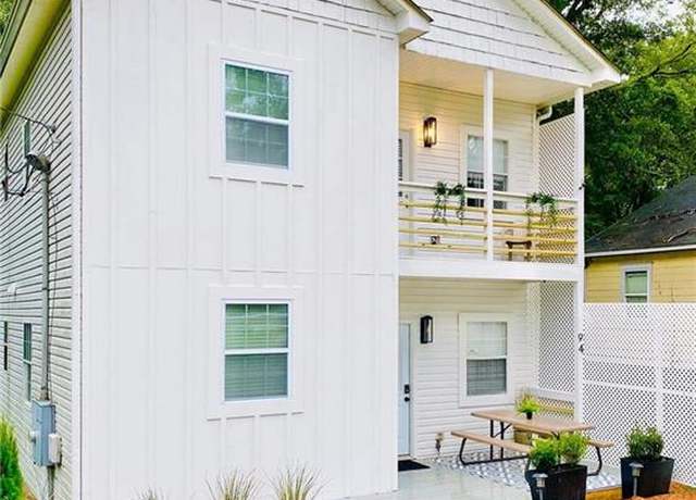 Property at 94 Moury Ave SE, Atlanta, GA 30315, 6 beds, 4 baths