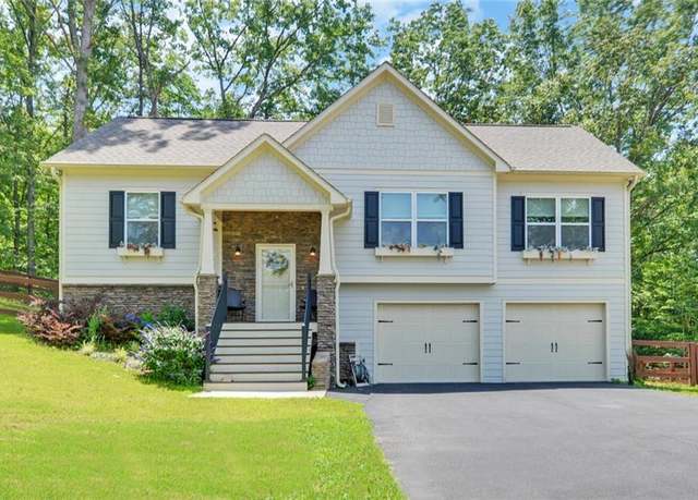 Property at 115 West Woods Dr, Dahlonega, GA 30533, 4 beds, 3 baths