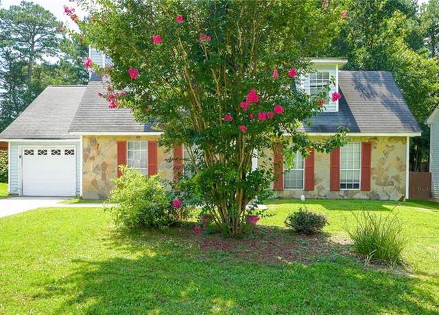 Property at 1040 Redan Trce, Stone Mountain, GA 30088, 4 beds, 2 baths