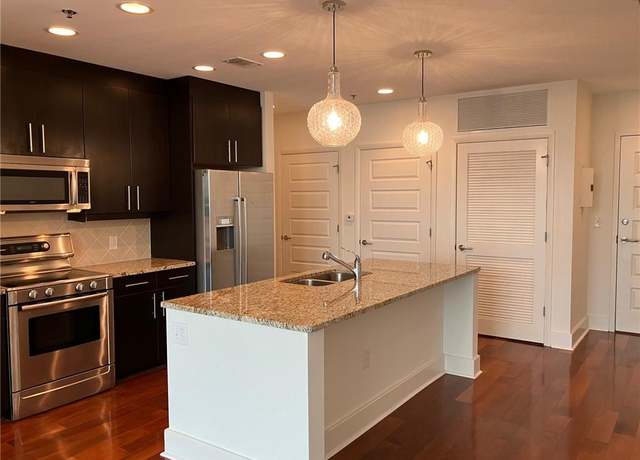 Property at 1080 Peachtree St NE #2915, Atlanta, GA 30309, 2 beds, 2 baths
