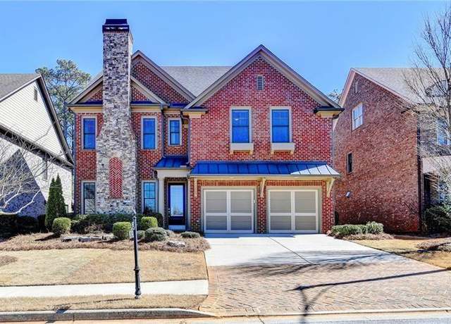 Property at 4892 Kentwood Dr, Marietta, GA 30068, 5 beds, 4 baths