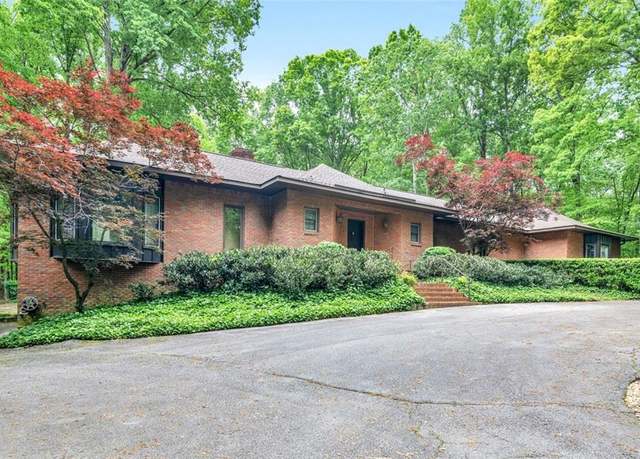 Property at 9260 Betony Wood Trl, Jonesboro, GA 30236, 4 beds, 5.5 baths
