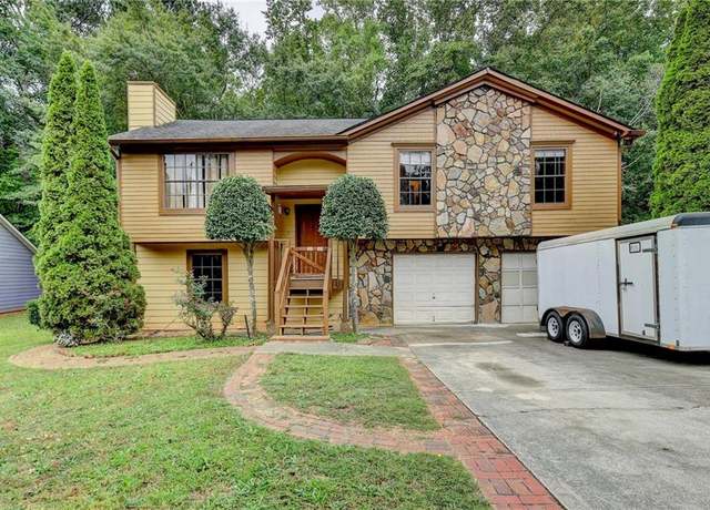 Property at 1922 Marshes Glenn Dr, Norcross, GA 30071, 4 beds, 3 baths