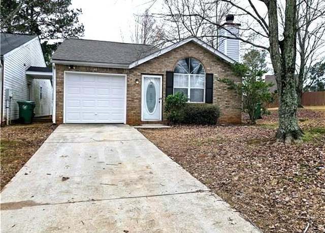 Property at 3647 Diamond Cir, Decatur, GA 30034, 3 beds, 2 baths