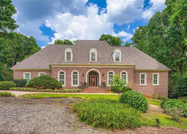 Property at 2204 Spencers Way, Stone Mountain, GA 30087, 4 beds, 4 baths