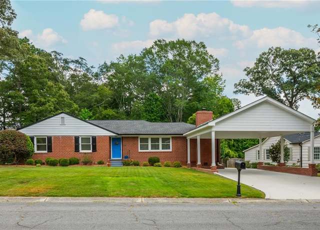Property at 122 Hope St NW, Marietta, GA 30064, 4 beds, 3 baths