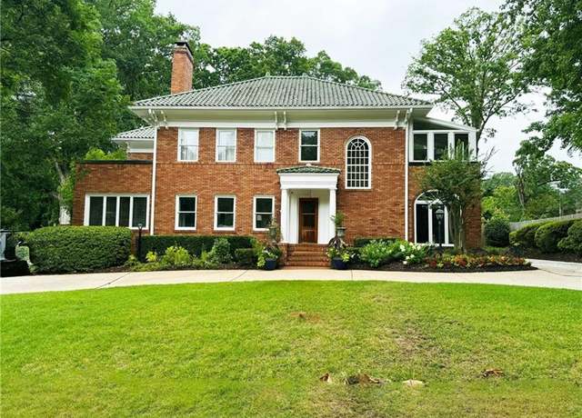 Property at 1036 Oxford Rd NE, Atlanta, GA 30306, 6 beds, 6.5 baths