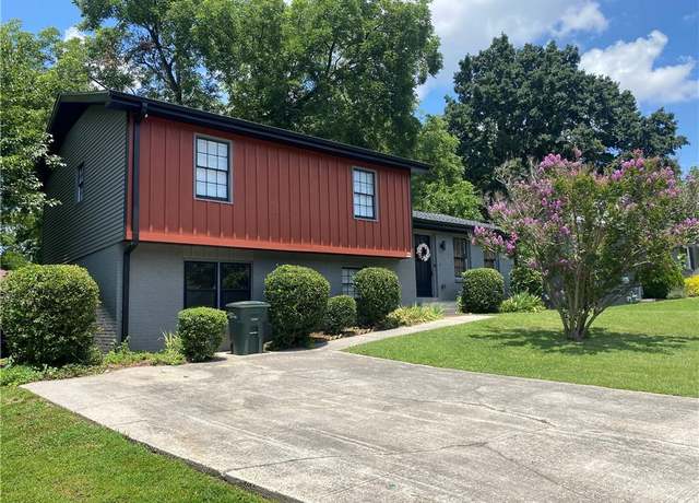 Property at 231 Fowler Cir NE, Marietta, GA 30060, 4 beds, 3 baths