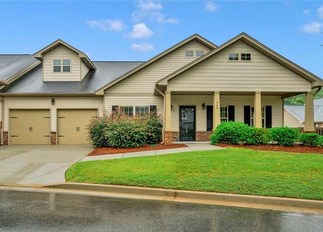 Property at 960 Verlander Trl, Mableton, GA 30126, 2 beds, 2 baths