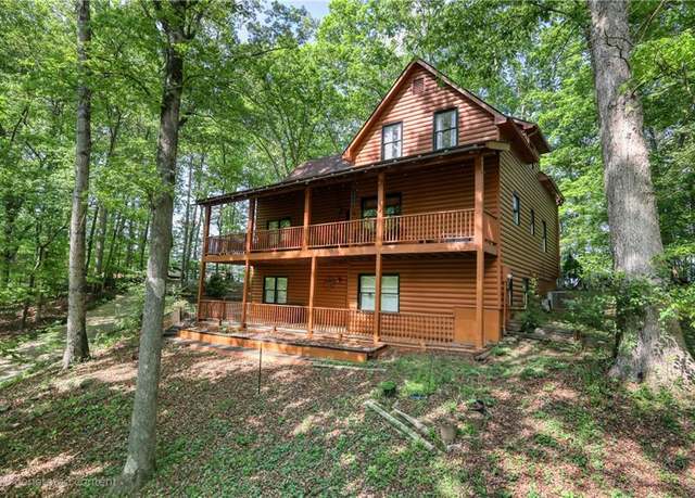 Property at 196 W Creekview Dr, Jasper, GA 30143, 4 beds, 2.5 baths