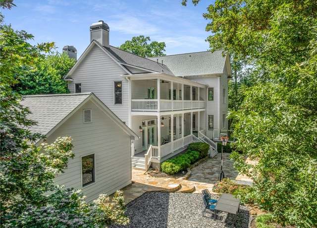 Property at 1558 Ridenour Pkwy NW, Kennesaw, GA 30152, 5 beds, 4.5 baths
