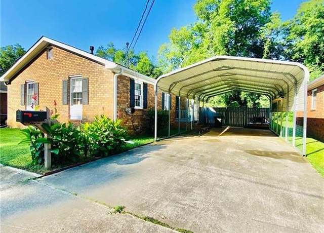 Property at 1238 Mill St, Gainesville, GA 30501, 3 beds, 1 bath