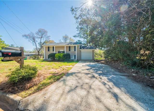 Property at 4205 Whittier Ct, Decatur, GA 30034, 3 beds, 2 baths