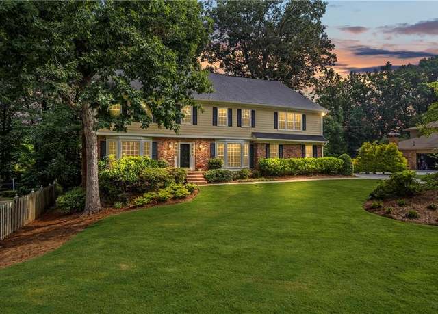 Property at 1416 Vernon Ridge Close, Dunwoody, GA 30338, 6 beds, 4.5 baths