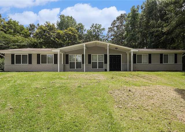 Property at 130 Wallace Gray Cir, Newnan, GA 30263, 3 beds, 2 baths