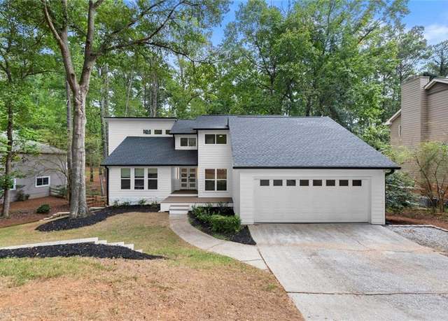 Property at 3040 Roxburgh Dr, Roswell, GA 30076, 5 beds, 4.5 baths