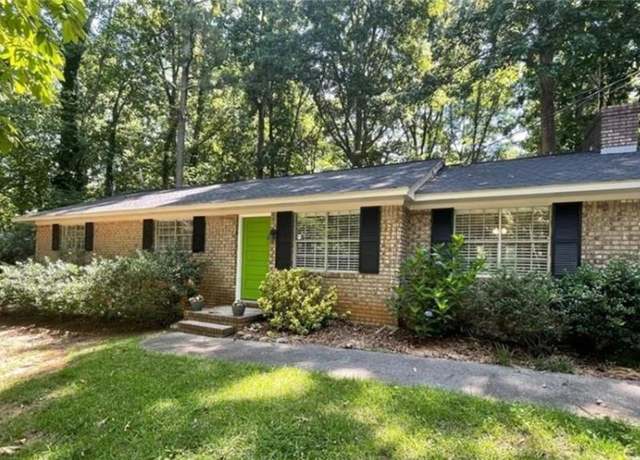 Property at 5666 Goldfield Dr, Acworth, GA 30102, 3 beds, 2 baths