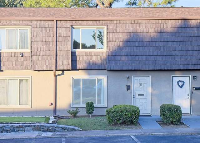 Property at 1818 Ashborough Cir Unit E, Marietta, GA 30067, 2 beds, 1.5 baths